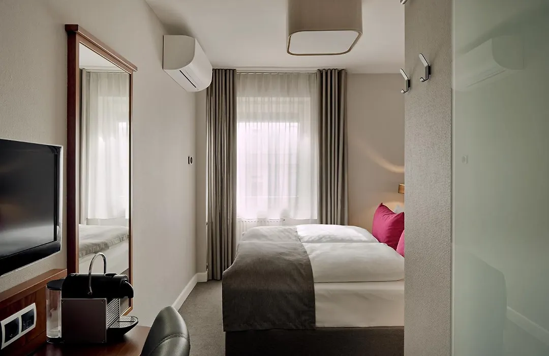 Hotel St. Annen-1